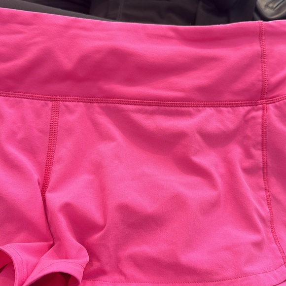 🚨SALE🚨 Lululemon Pink Speed Up Low Rise Shorts - Picture 4 of 4
